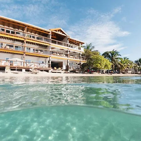 The Beach House Boutique Hotel-3